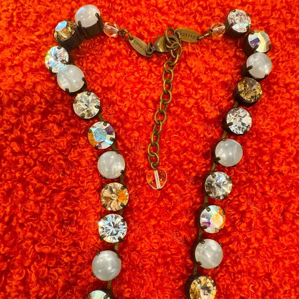 Beautiful classic Sabika choker